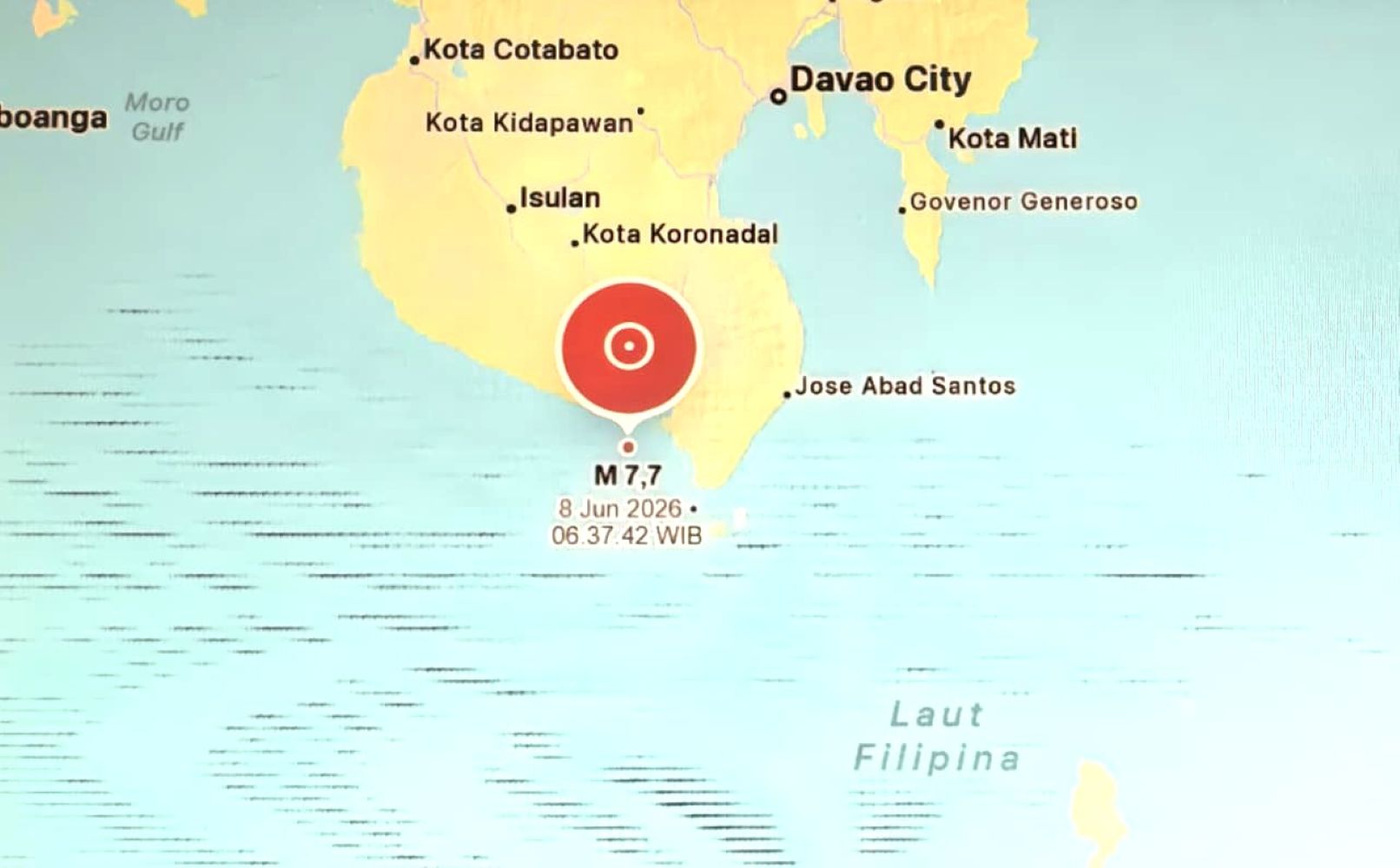 Map showing a M7.7 earthquake near Mindanao, Philippines on 8 Jun 2026 (06.37.42 WIB) off the southern coast near Davao City and surrounding towns.