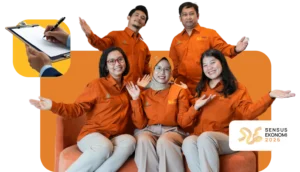 Group of five people in orange uniforms sit on an orange sofa, smiling and waving; Sensus Ekonomi 2026 logo visible in the corner.