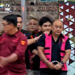 Dadan Hindayana ditangkap petugas Kejagung (Sumber: metrotv)