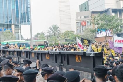AKSI: Ilustrasi mahasiswa memyampaikan aspirasi karena pemerintah banyak berkilah dengan komunikasi tidak simpatik dan empatik.(Sumber: antaranews.com)